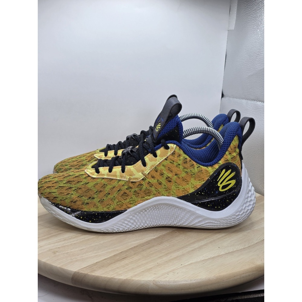 7Y Under‎ Armour GS Curry 10 Bang Bang Yellow Youth Kids 3026294-701 White EUC
